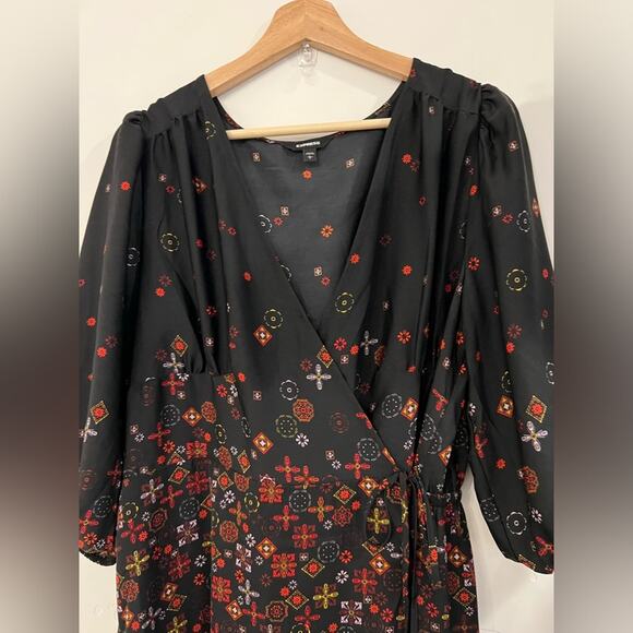 Express High-Low Hemline Faux Wrap Dress Size Large - Picture 8 of 15